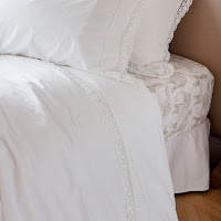 http://www.zarahome.com/nl/en/sale/bedroom/bed-linen/top-sheets-c1450508p5108621.html