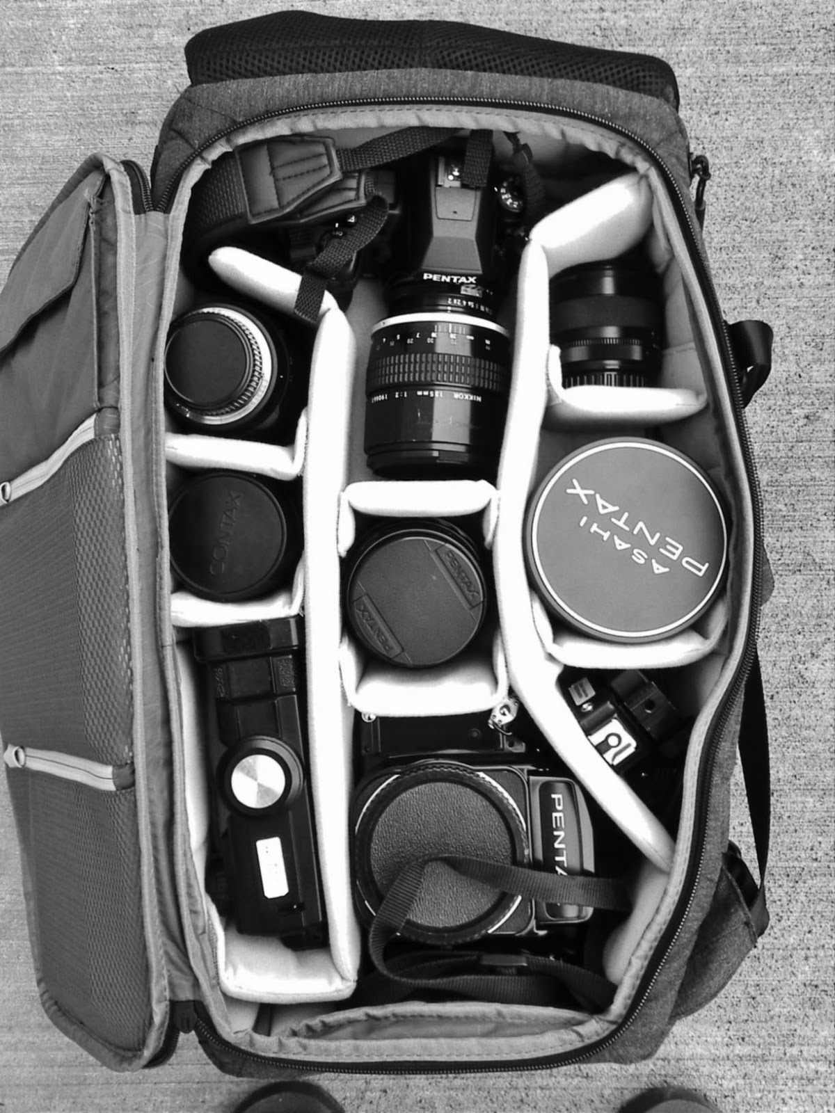 Bokeh Window Cameralogical Baggage Incase DSLR Pro Pack Review