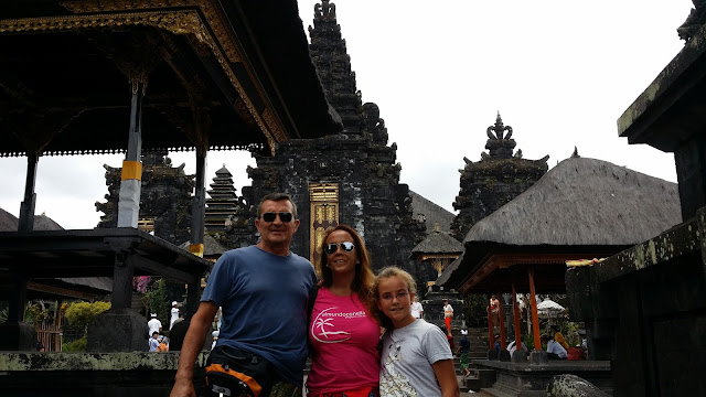 Pura Besakih (Bali - Indonesia) Pura Besakih (Bali - Indonesia)