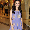Dia Mirza Launches Extra Virgin Minerals Foundation Collection