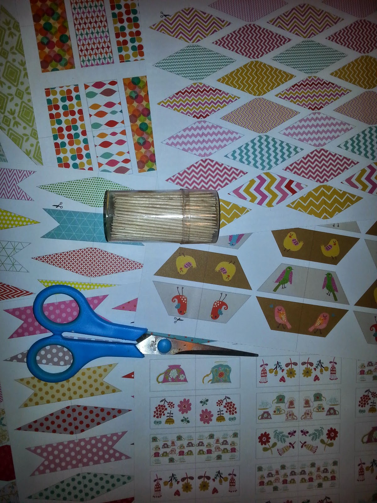 DIY; Cocktail stick flags Creative Neighbours