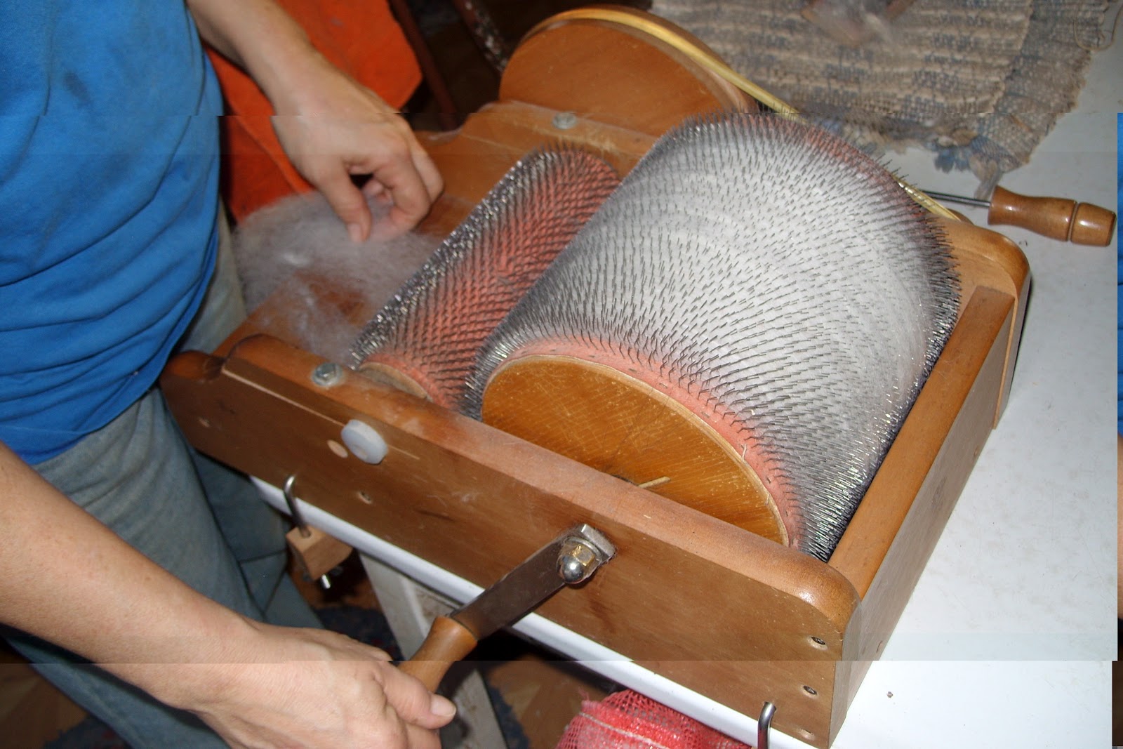 Forest House Farm: Spinning Wool