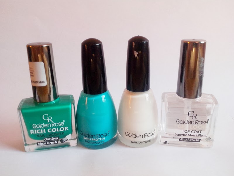 31DC2014 Day 4: GREEN Nails