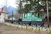 Old Electric Locomotive at Busteni Train Station (electric locomotive at busteni train station )