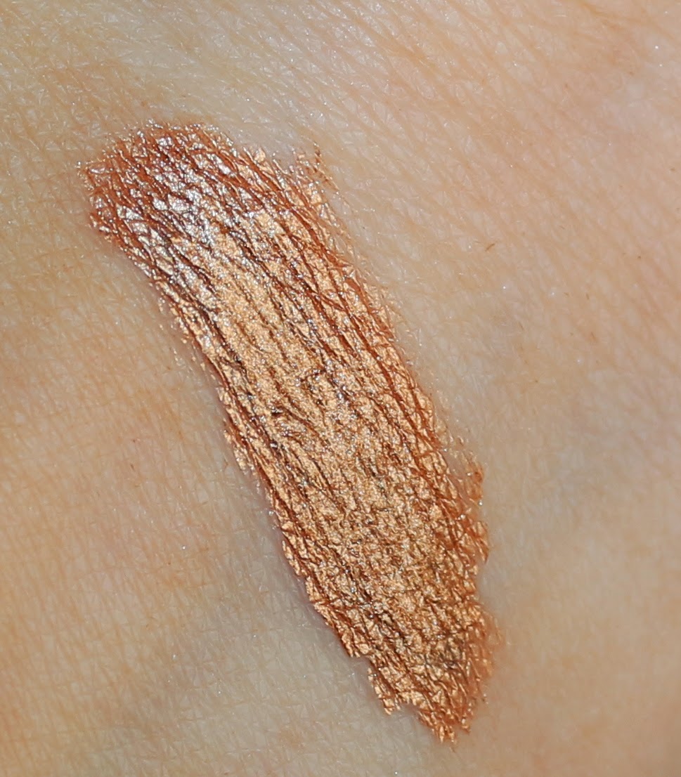 Cover Shoot Eye Edit Rimmel Scandaleyes Eyeshadow Paint in Golden Bronze