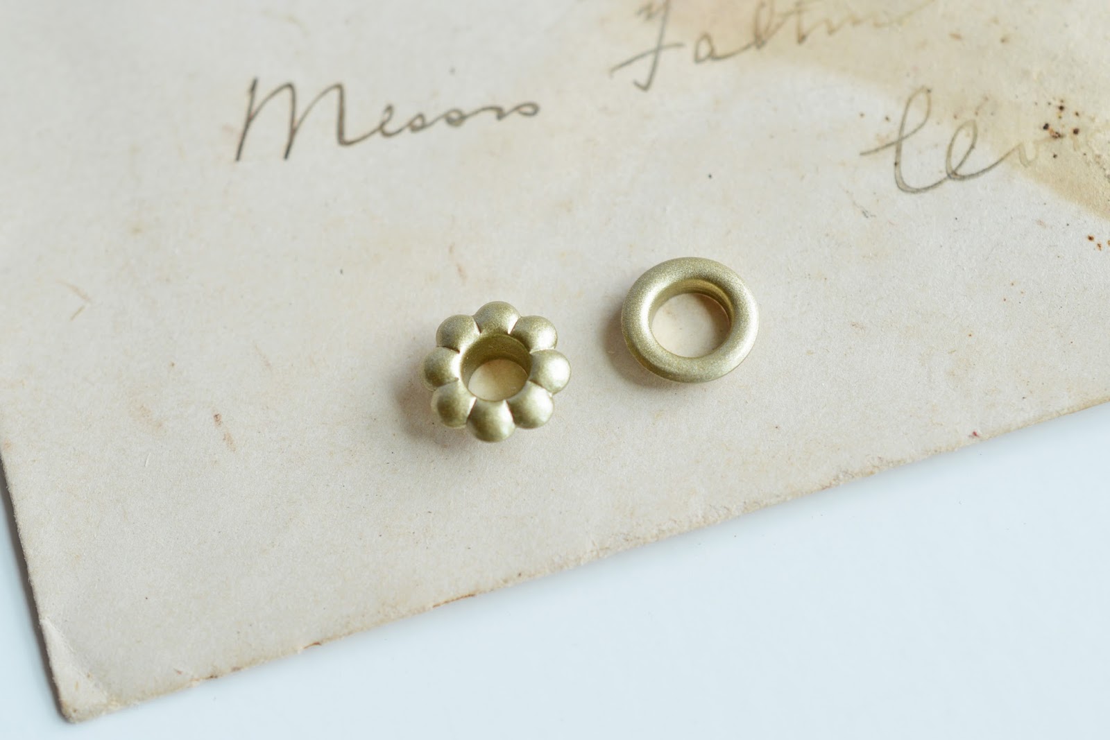 Hastypearl How To Install Grommets and Eyelets in 5 Easy Steps Hastypearl