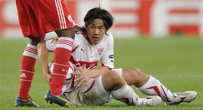 http://2.bp.blogspot.com/-jV49uiCOwec/TlI8ffr6UQI/AAAAAAAAAug/oby8PI_kMyA/s1600/Shinji+Okazaki+2.jpg