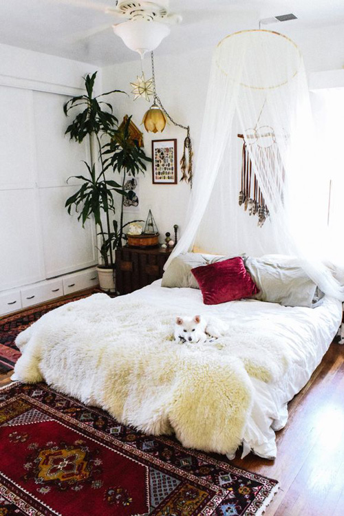 DECORA CON ROJAS: 5 ideas para transformar tu dormitorio en un espacio