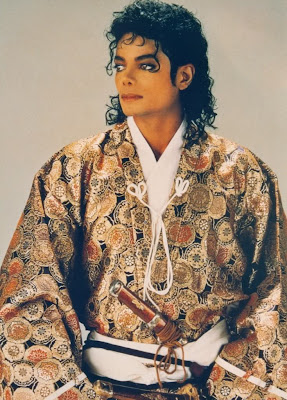 Michael Jackson em ensaio fotográfico com Sam Emerson Michael+jackson++japao++%25282%2529