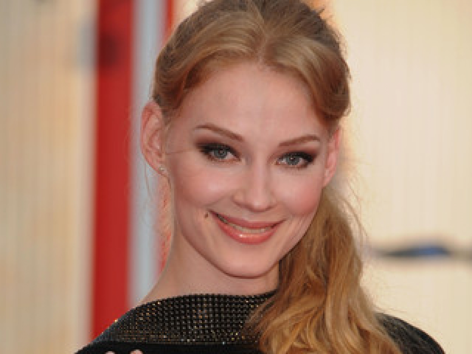Svetlana Hodchenkova. Biography of a good actress and a beautiful woman Svetlana Hodchenkova. Biography of a good actress and a beautiful woman