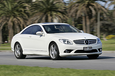 White color Mercedes Benz CL500 Wallpaper