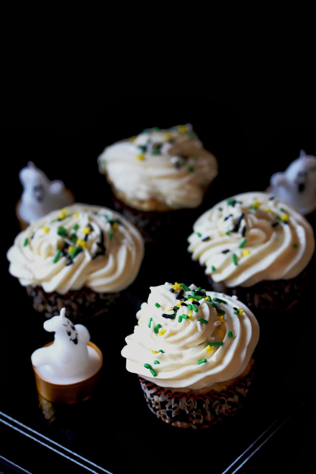 Kitchen Grrrls. Vegan food blog with lots of beautiful photos and