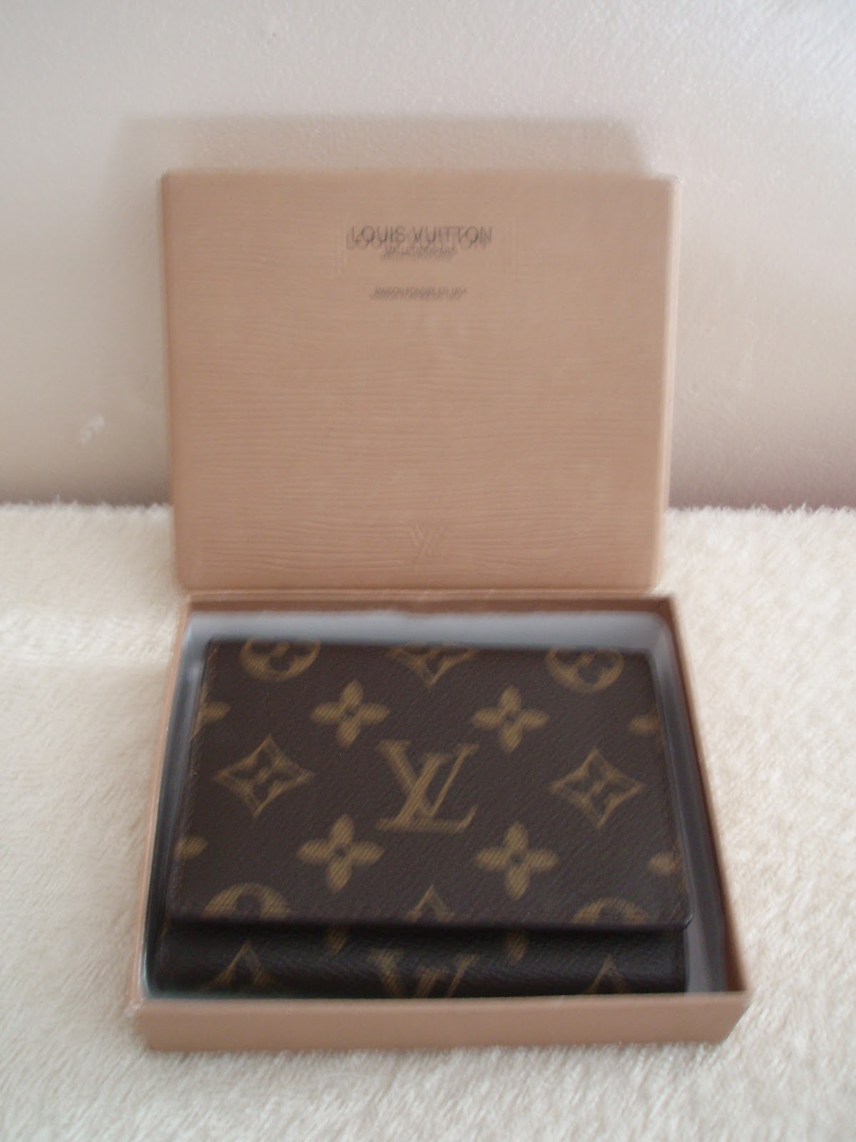 My new cardholder, got it as a gift : Louisvuitton