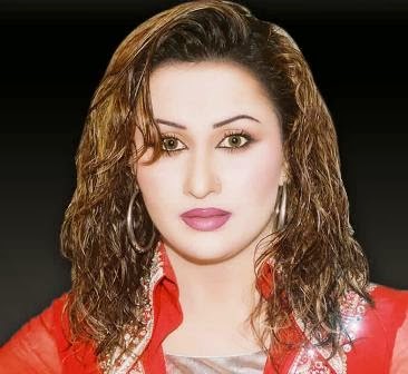 Watch Pakistani Girl Nargis Hot Nanga Mujra Song ...