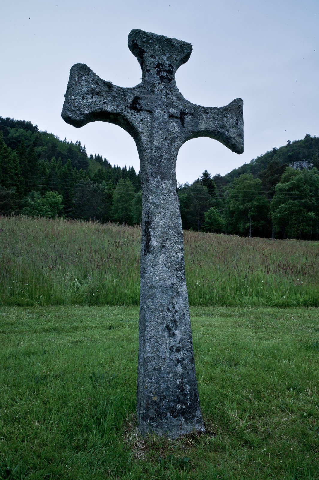 arne's blog Stone crosses along the Norwegian coast