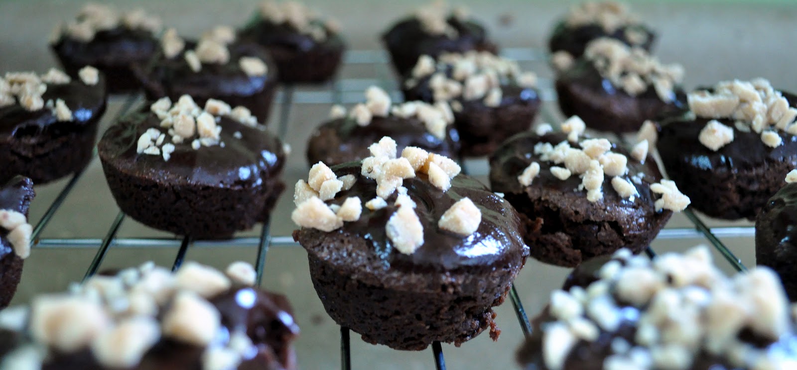 Simple Flavor Toffee Brownie Bites