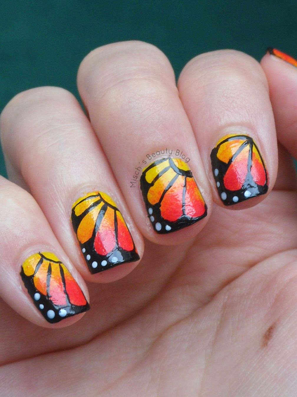 Misch's Beauty Blog NOTD Butterfly Wings Nail Art
