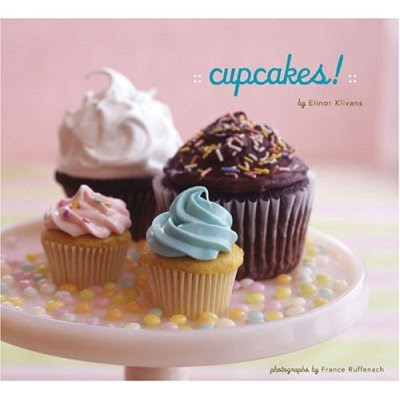 Foto bij Cupcakes nail art