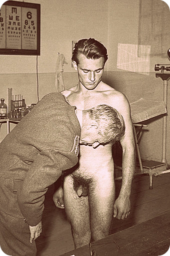 Résultat de recherche d'images pour "GAY PORN guerison chamanique par le sexe CHAMAN ARABE BAISE un patient"