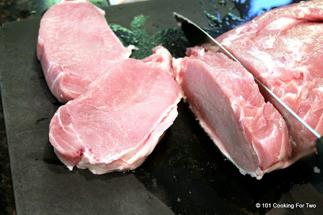 Cutting pork chops from loin