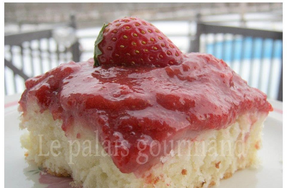 Le palais gourmand Pouding chômeur aux fraises