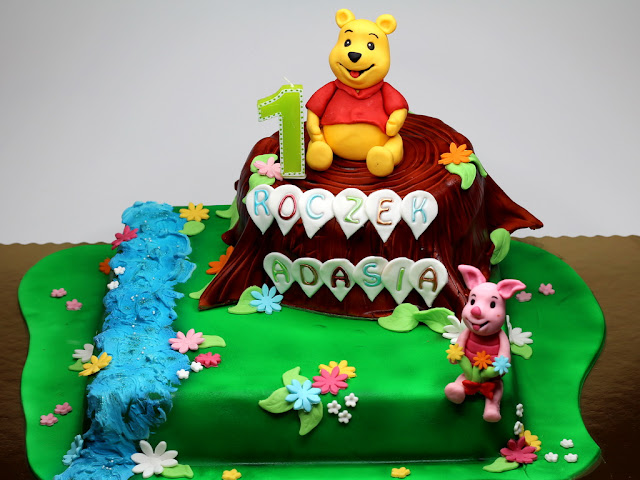 Winnie the Pooh - Birthday Cake in London