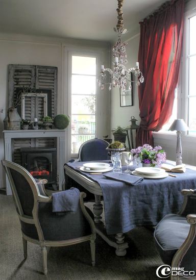 European Cottage Style Love The Navy Color With Deep Pink