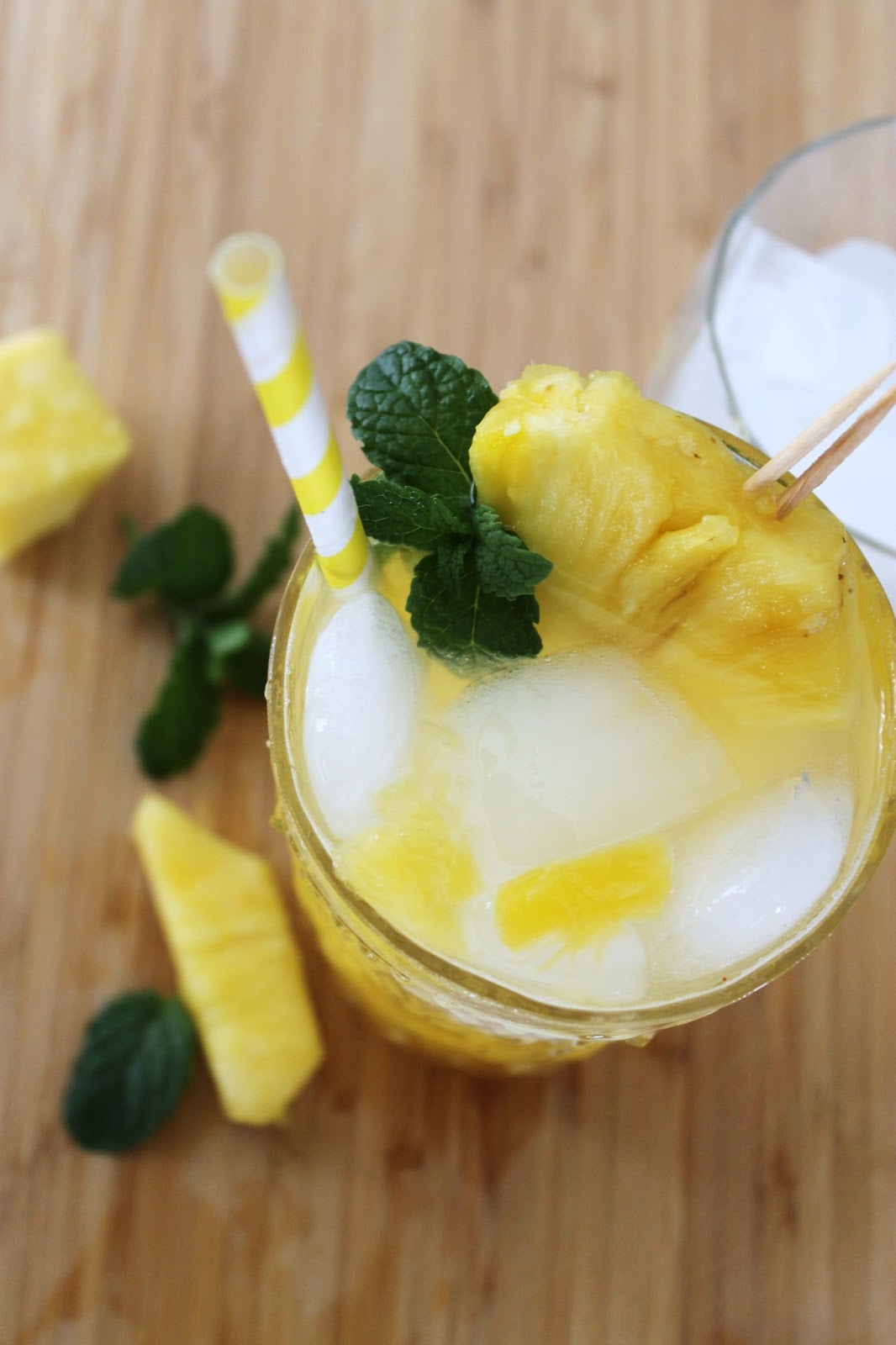 BEAUTY & THE BEARD FIZZY (spiked) PINEAPPLE LEMON PUNCH