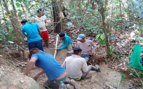   Extração de Diamantes Na Zona Rural de Guajará-Mirim