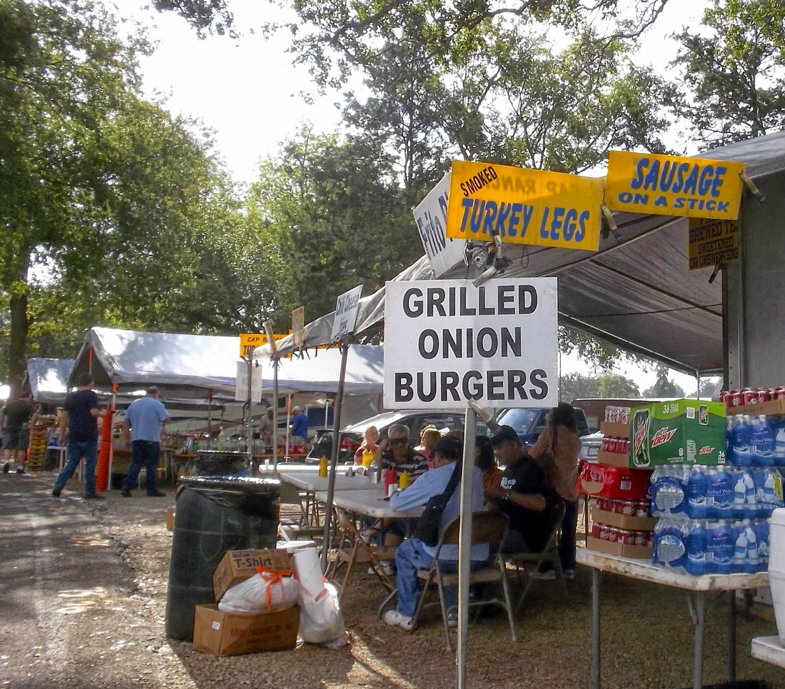 Little, Bitty Damn Houze! FIRST MONDAY TRADE DAYS CANTON, TX