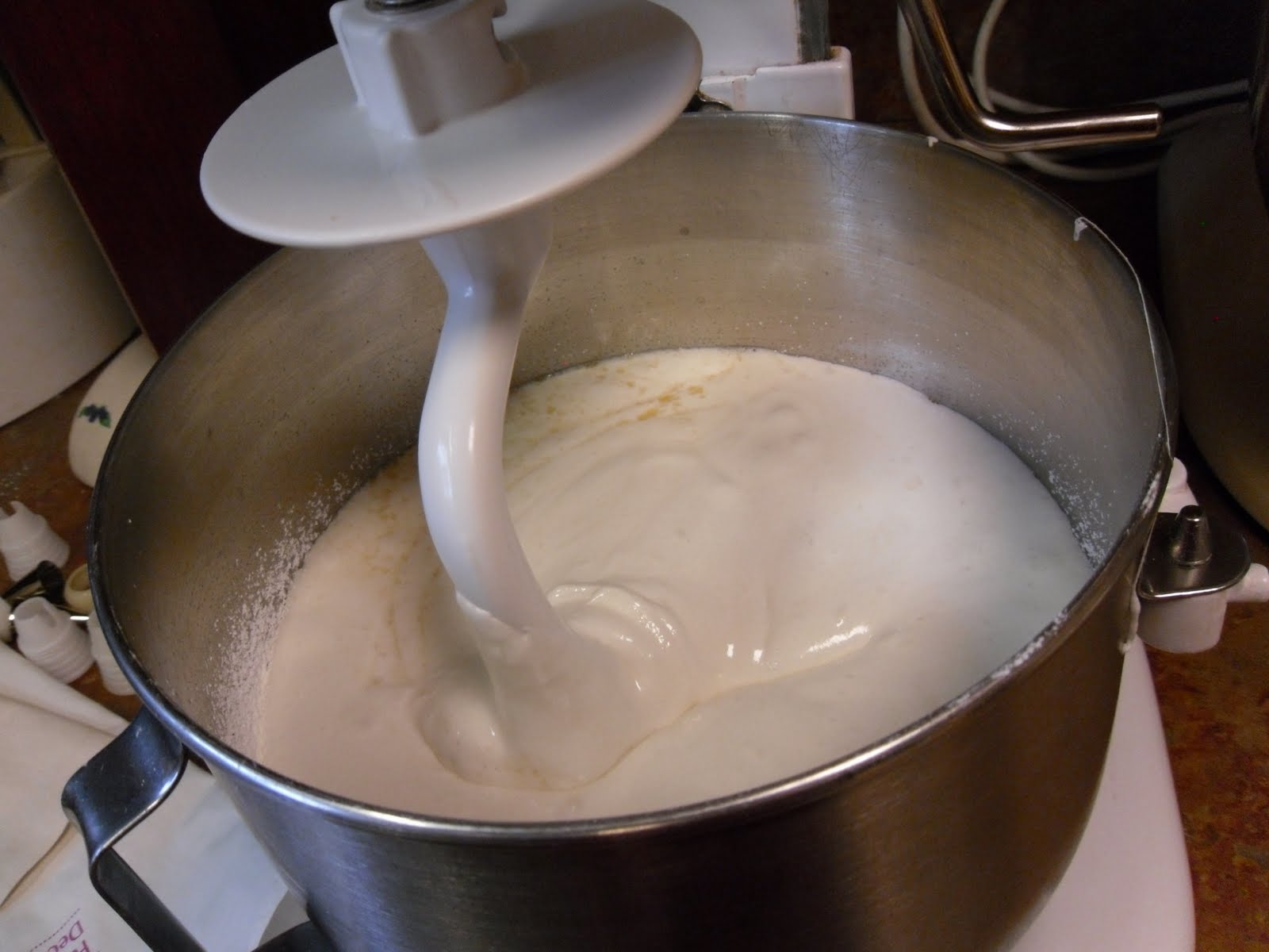 Cake Concepts by Cathy Using Kitchen Aid mixer to make marshmallow