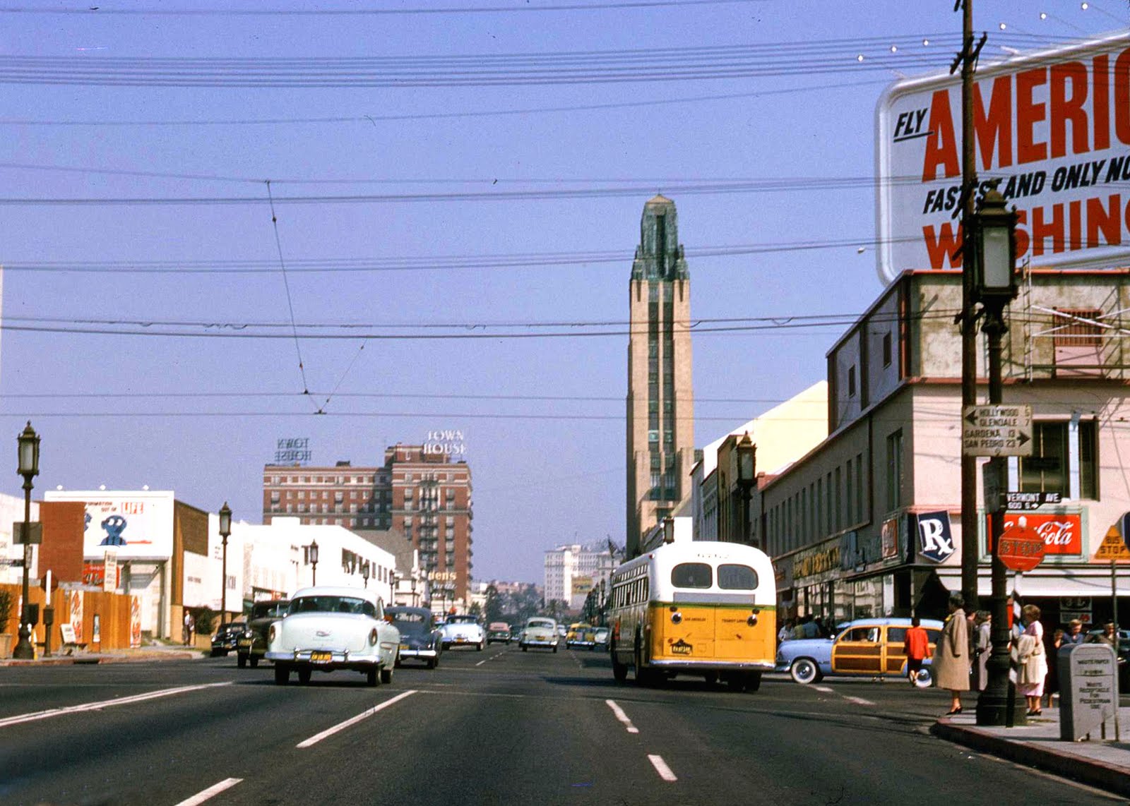 Streets of Los Angeles in the 1950s and 1960s ~ vintage everyday