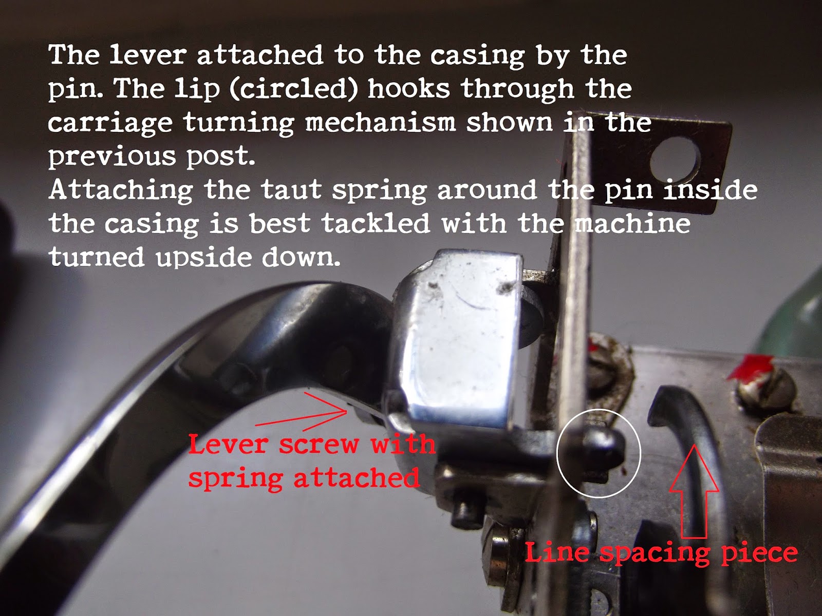 oz.Typewriter Replacing the carriage lever on a Royalite portable