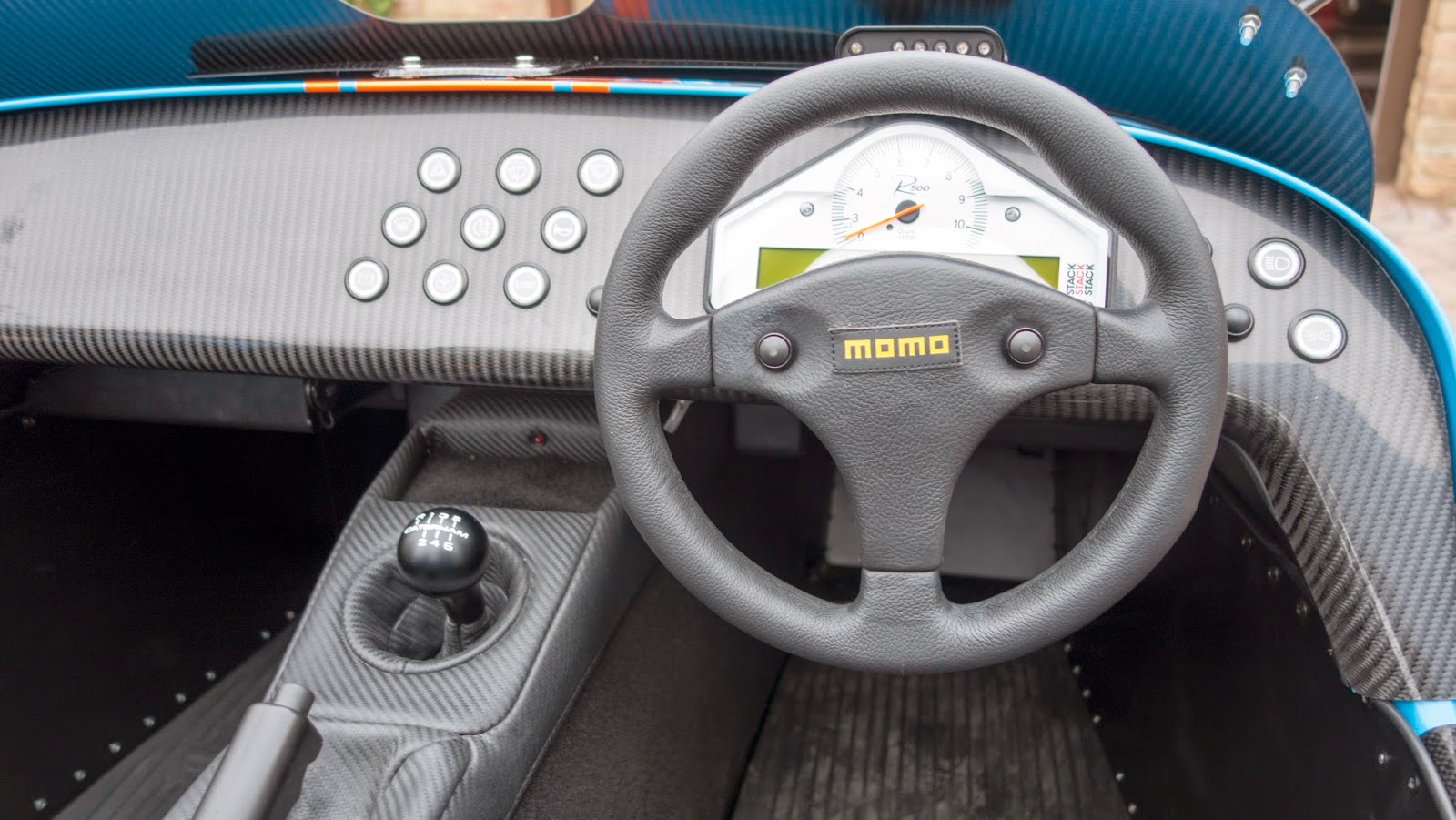 Finally - MY steering wheel now fitted.