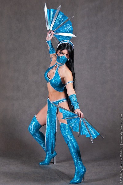 Kitana Figure