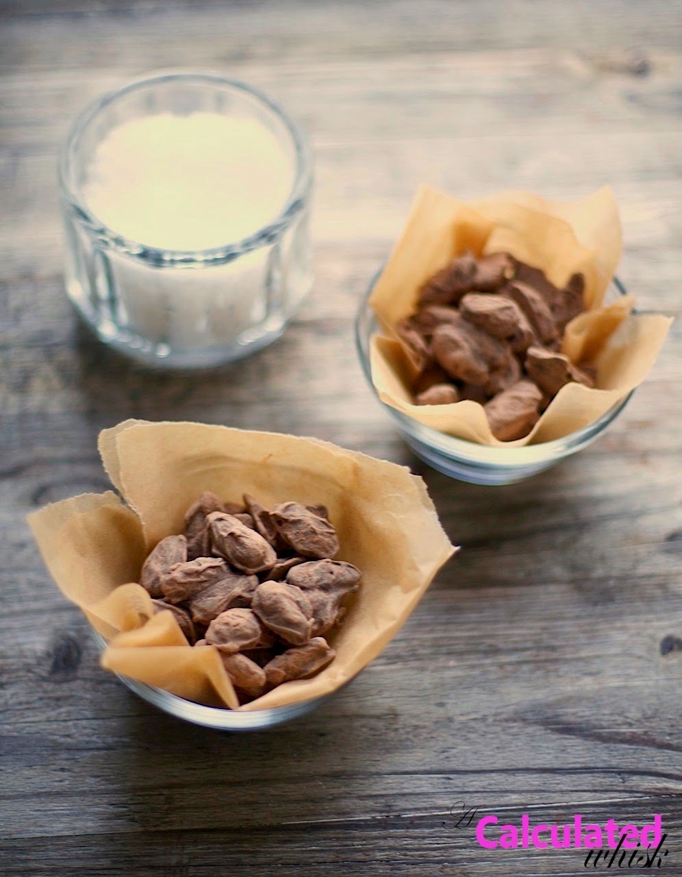 Chocolate-Covered Almonds | 10 Paleo Recipes for Summertime Celebrations on acalculatedwhisk.com