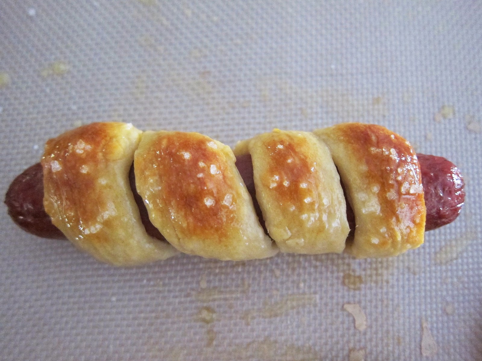 pretzel+dog.JPG