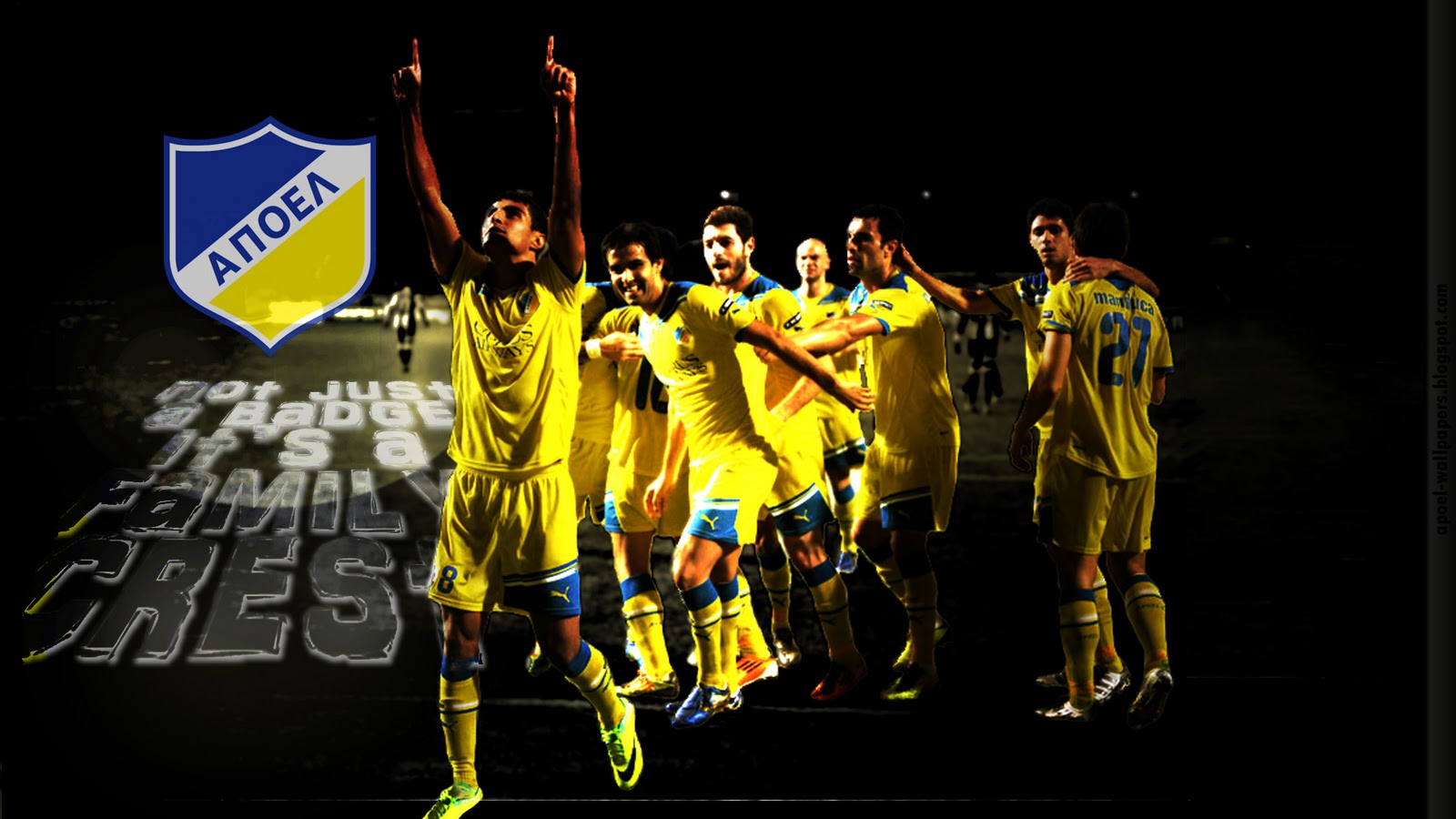 http://2.bp.blogspot.com/-jqkXfFHPo4E/TsexrbOD7UI/AAAAAAAAA_Y/6WmGLJ1Xx6c/s1600/family-crest.jpg