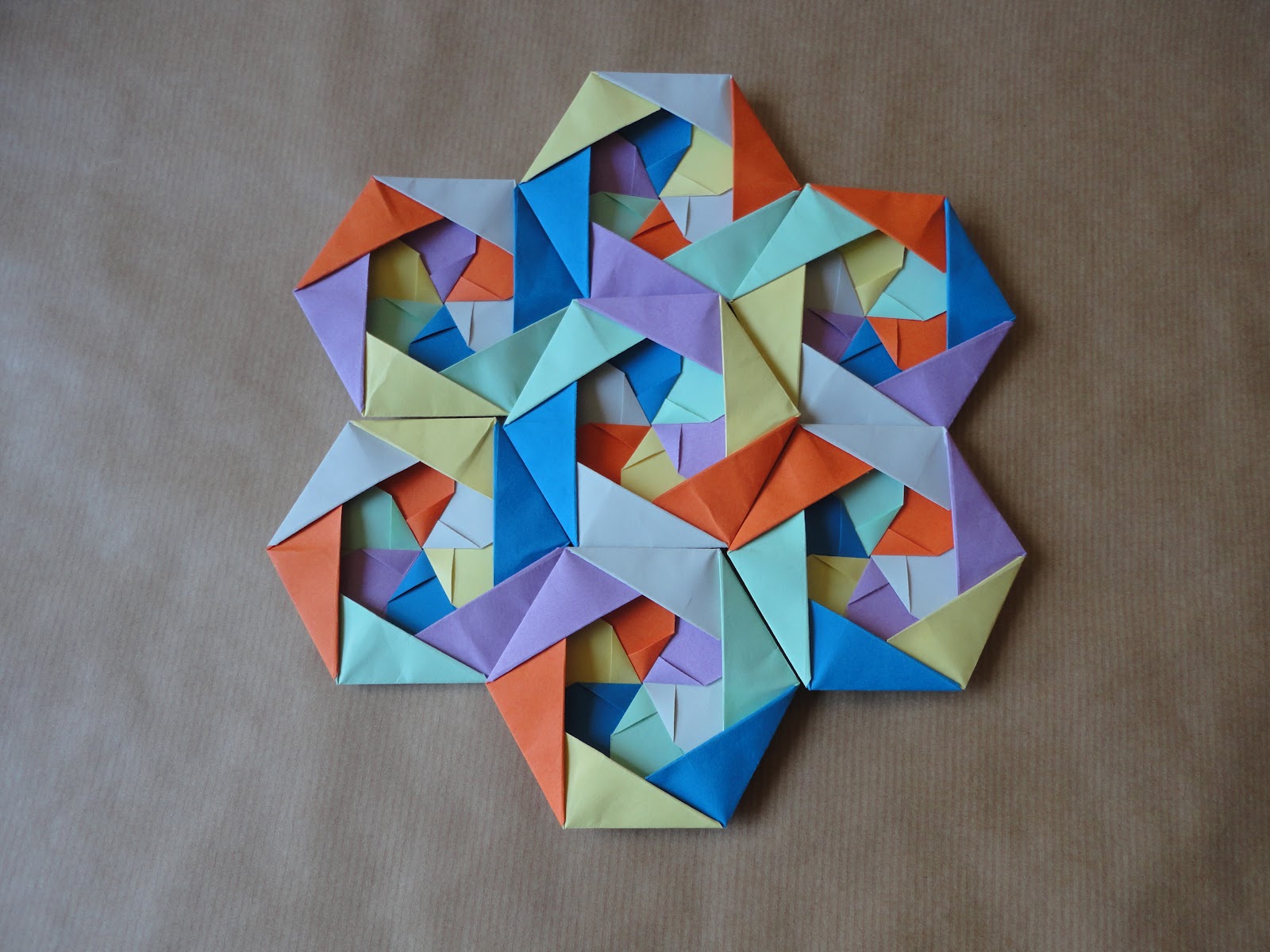 Plegándome: Puzzle de Hexágonos de Belén Garrido