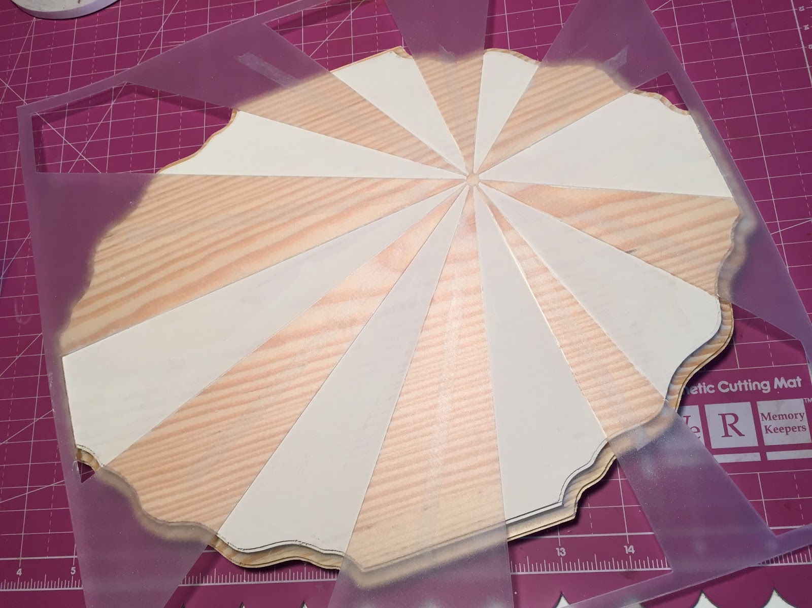 That Becky Girl Crafts Everything needs gold glitter spray paint...