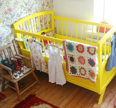 yellow cot