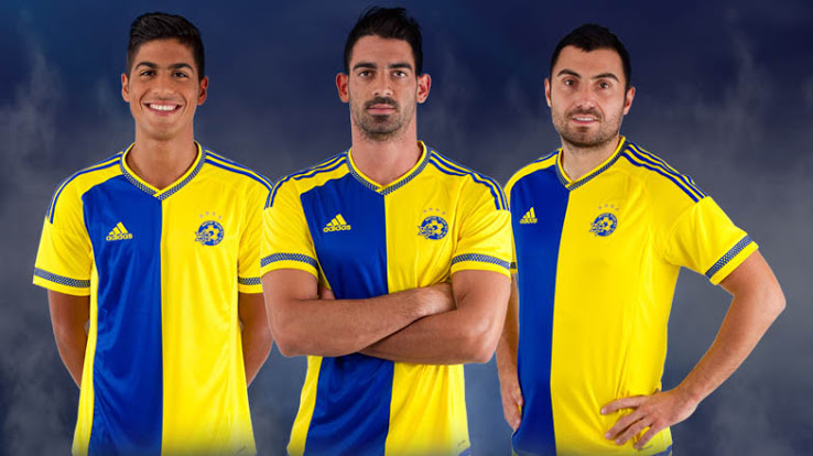 camiseta adidas azul y amarillo
