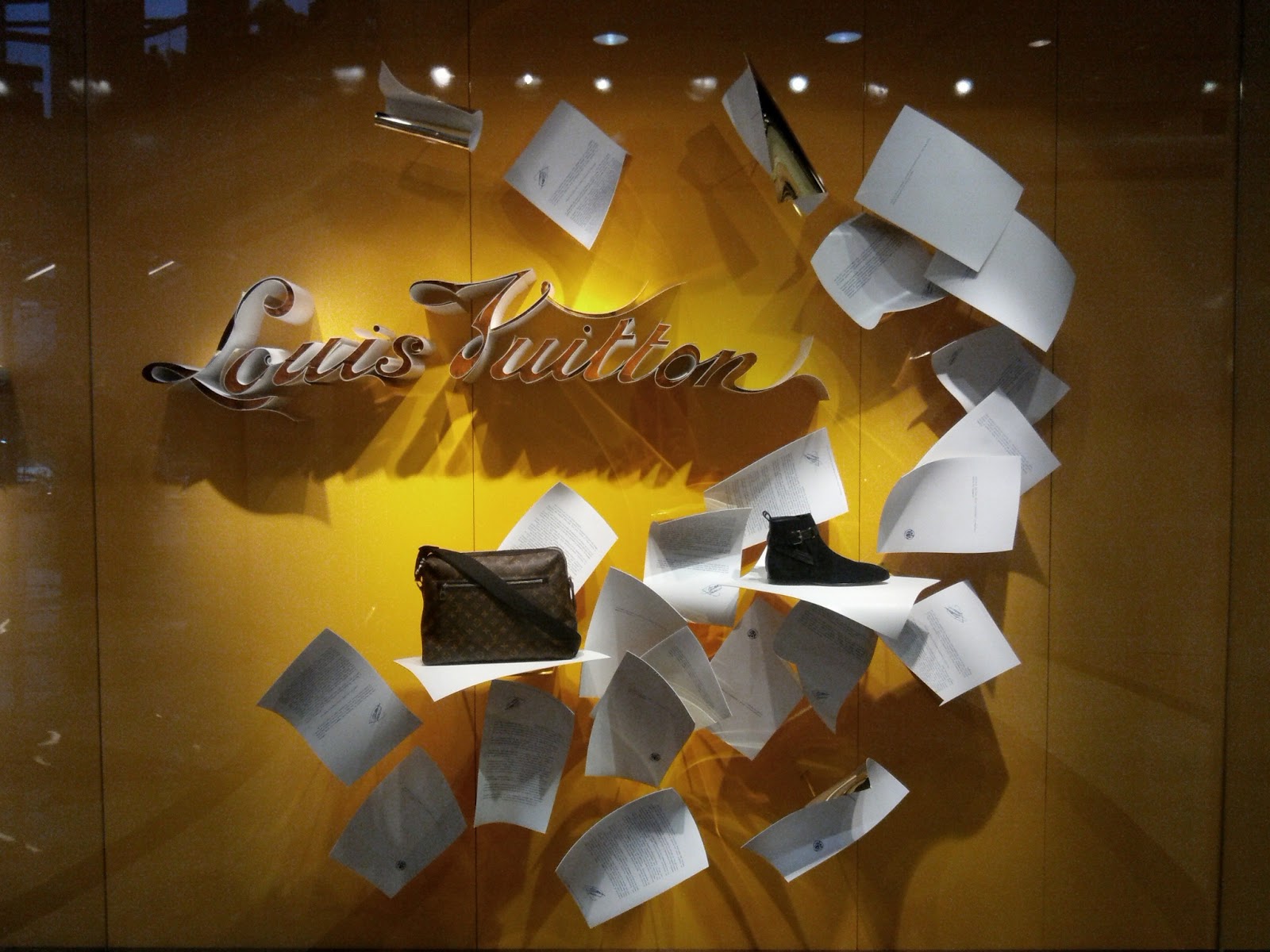 Louis Vuitton Windows 2013