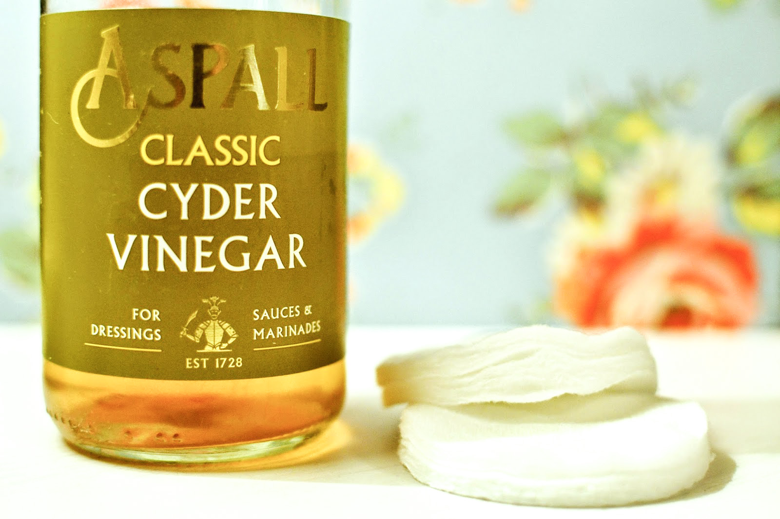 Sophie's Little Secrets Apple Cider Vinegar Acne Treatment