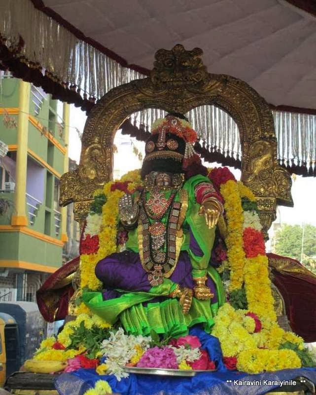 Kairavini karaiyinile திரு அல்லிக்கேணி குளக்கரையோரம் Koodarai vellum