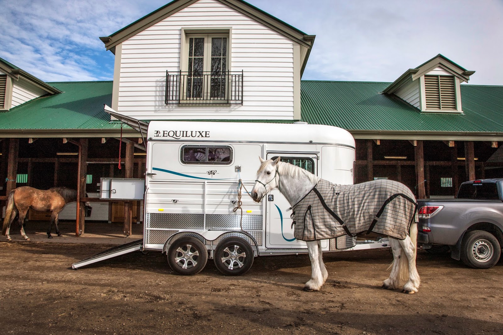 Equiluxe Horse Floats