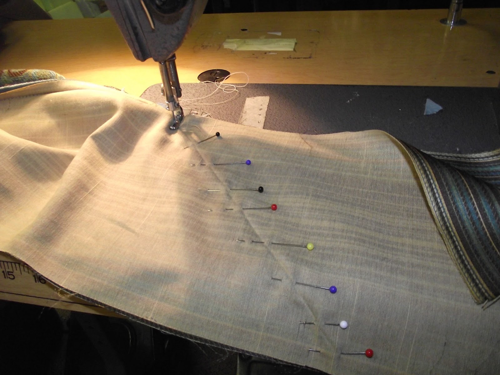 Gantt's Decorating How to make a Padded Wall Hanging