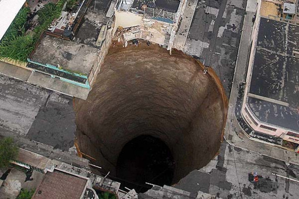 biggest sinkhole ever