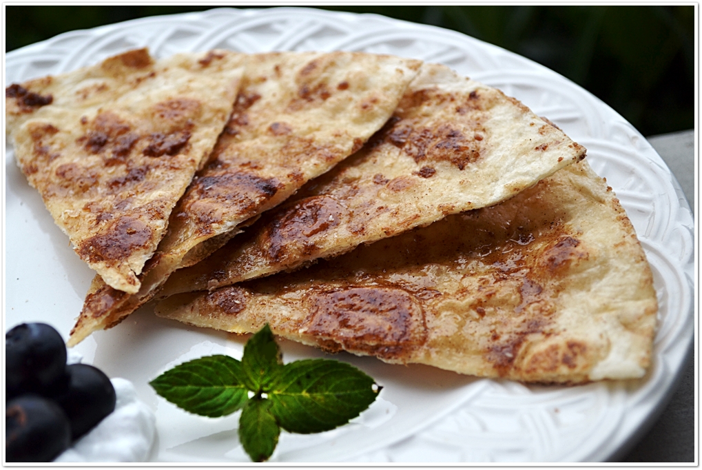 Lea's Cooking "Caramelized Cinnamon Tortilla Chips"