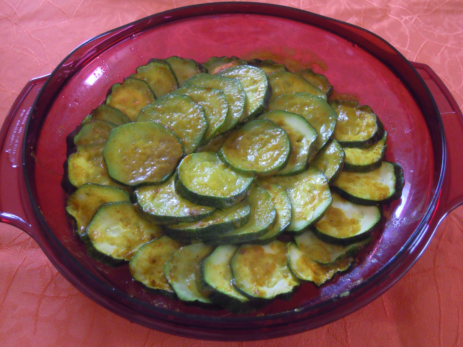 Amélie, Gourmandises & Tupperware Courgettes au Curry au Micro Ondes